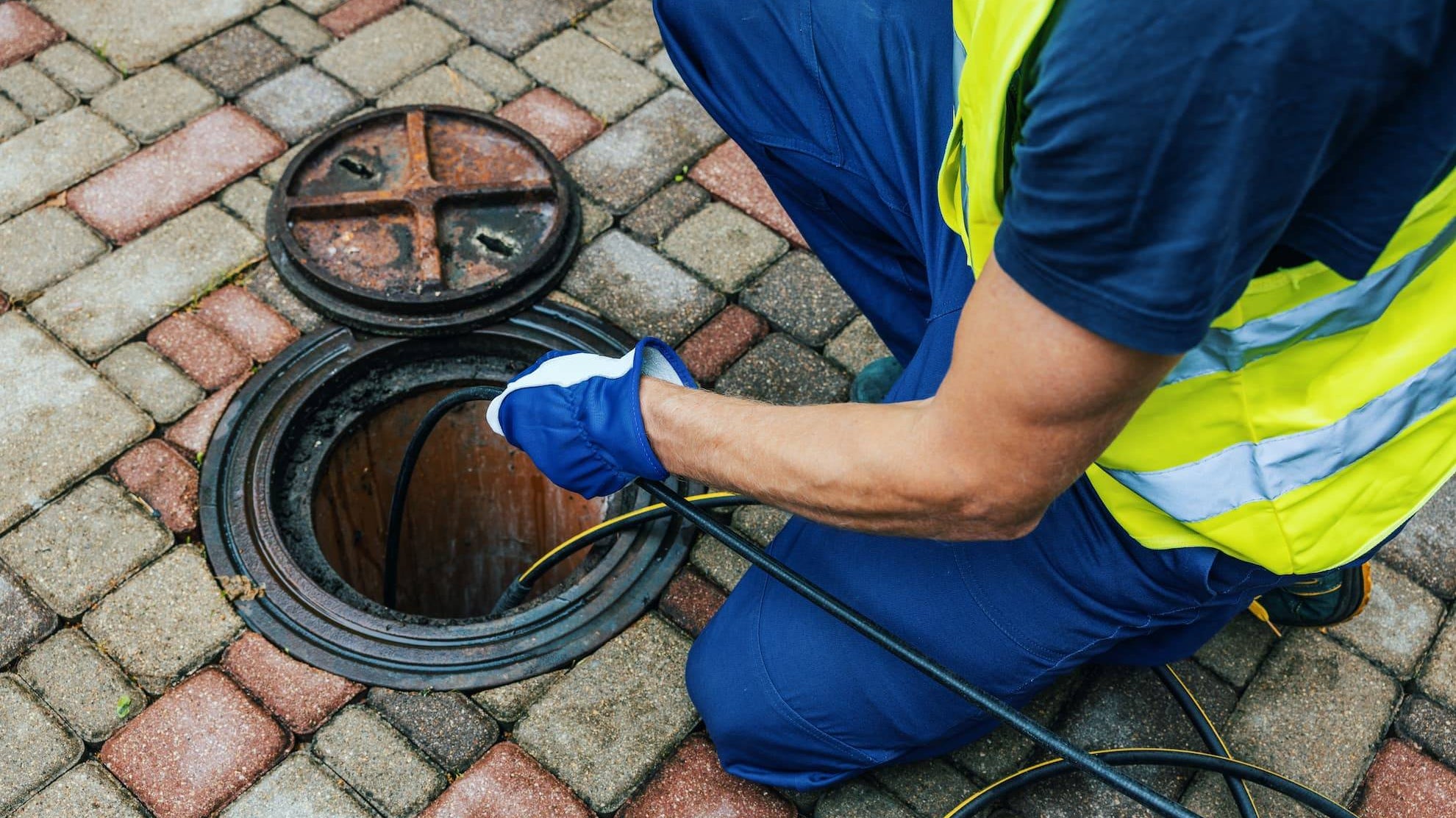 Industrial Drain Jetters: How to Unblock Drains the Pro Way.