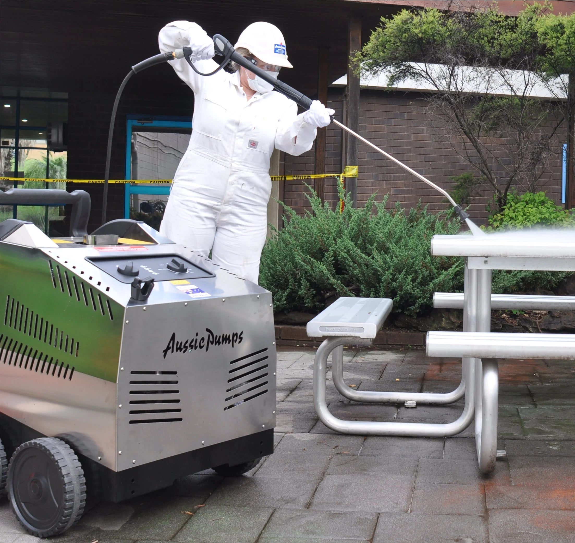 FS-D1310P4M-Aussie-Pumps Sizzler without cage hot water pressure washer Aus Pumps Online commercial cleaning