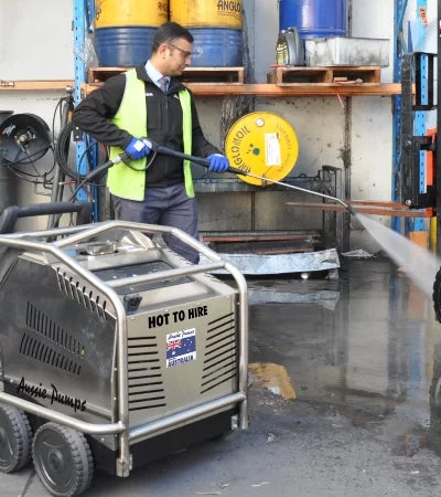 Aus Pumps Online Aussie Pumps pressure washers water pumps Aussie Sizzler Hot water blaster cleaning equipment